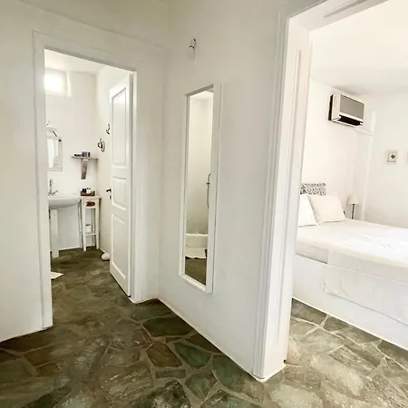 Great Views Cozy For 4