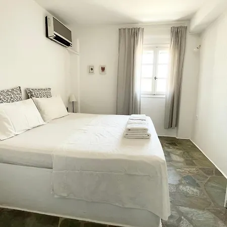 Great Views Cozy For 4 * Aspro Chorio