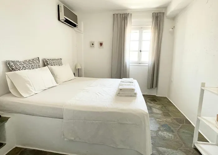 Great Views Cozy For 4 * Aspro Chorio